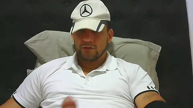 altenori112 online show from March 11, 10:17 pm