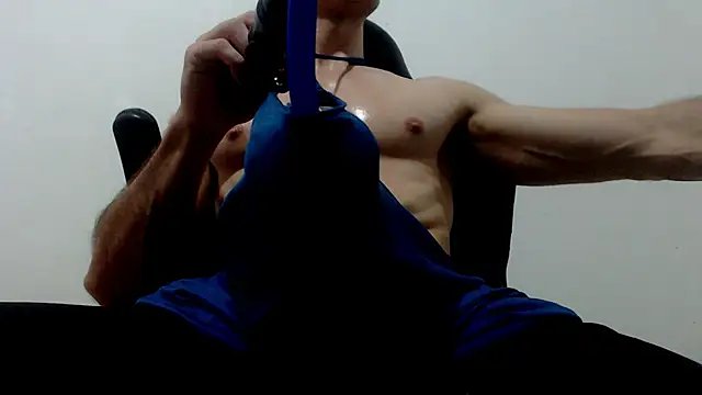 sexy fit guy on cam online show from February 26, 4:03 pm