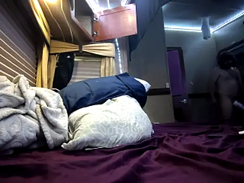 Hawkward69 online show from March 27, 2:40 pm