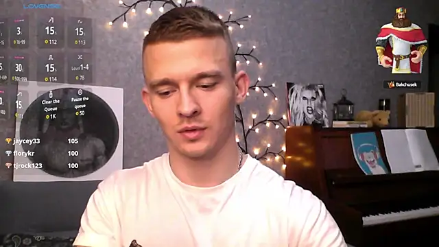 Snapshot of Marvelboy_ chatting on December 28, 11:41 am Marvelboy online show from December 28, 11:41 am