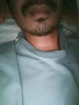 dreamtoungelick69 online show from March 16, 6:01 pm