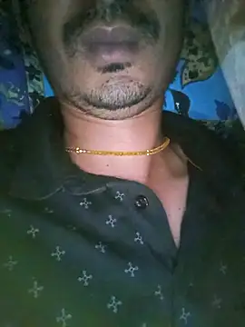 dreamtoungelick69 online show from March 22, 6:14 pm