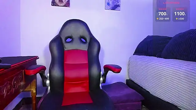 Snapshot of Alex_smith00 chatting on February 4, 11:16 pm Alex smith00 online show from February 4, 11:16 pm