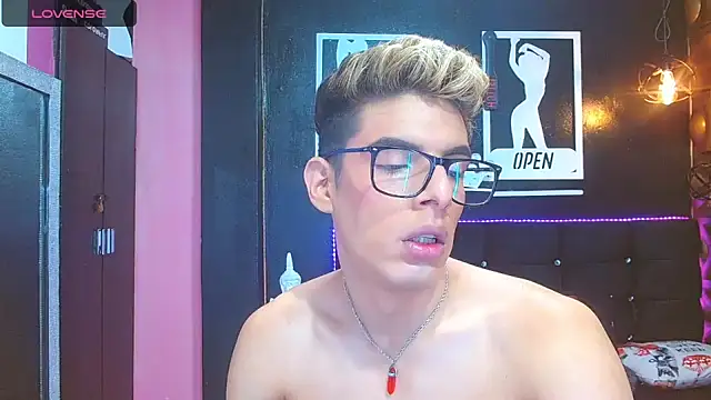 angel sexyevil online show from December 9, 12:31 pm