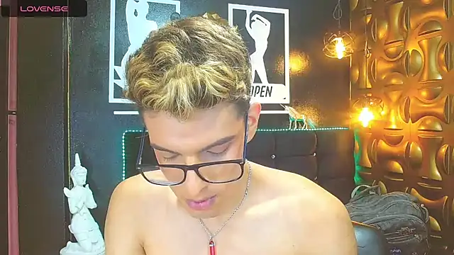 angel sexyevil online show from December 22, 12:27 pm