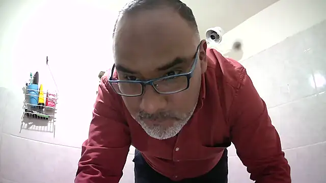 PhillDrake11 online show from April 9, 11:44 pm