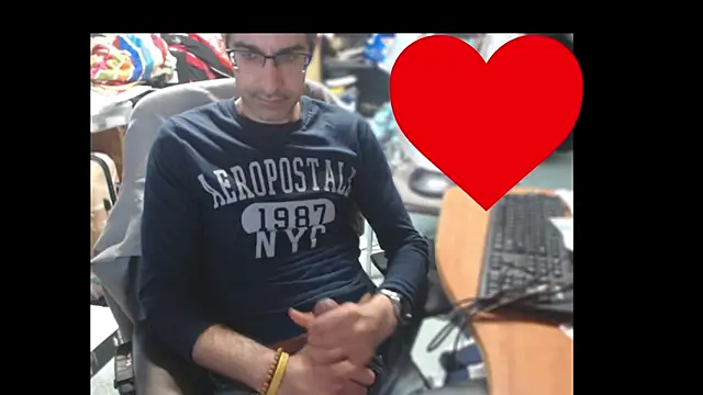 Gsmile1 online show from April 18, 7:51 pm