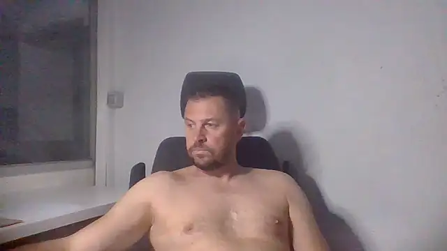 Snapshot of rabyto2 chatting on October 4, 5:34 am rabyto2 online show from October 4, 5:34 am