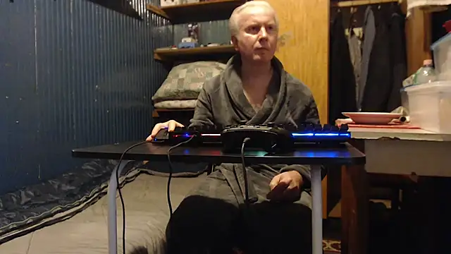 Vgy67Z95 online show from February 1, 5:37 pm