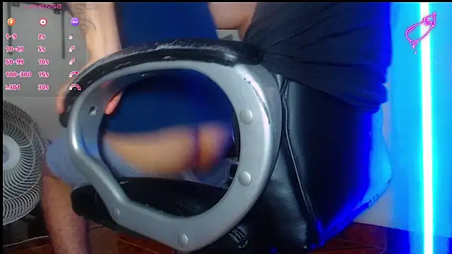 --mAk-- online show from September 12, 1:33 pm