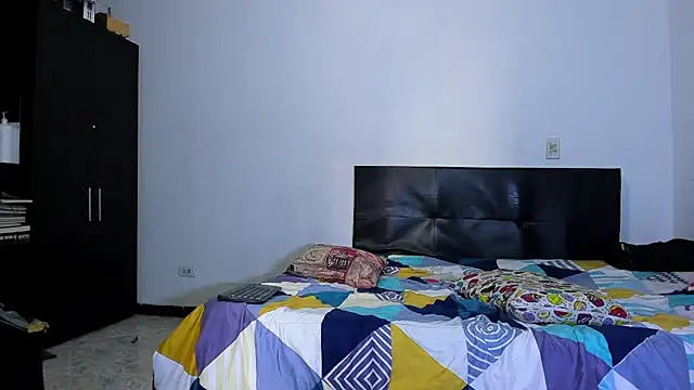 ares sexxx online show from February 7, 2:45 pm