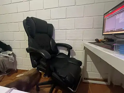 Max TheHorseDick online show from February 22, 3:52 am