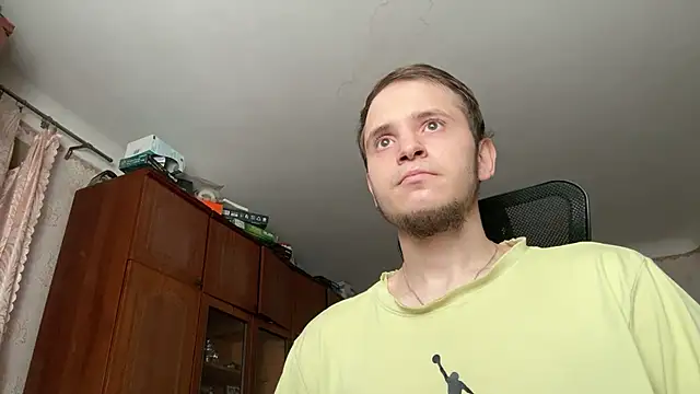 sweaticeboy online show from July 11, 7:21 am