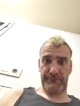 raulacab online show from April 9, 11:44 pm