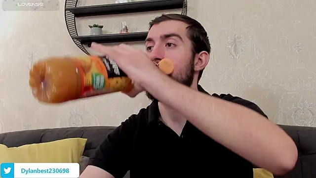 Dylan Best online show from December 20, 1:13 am