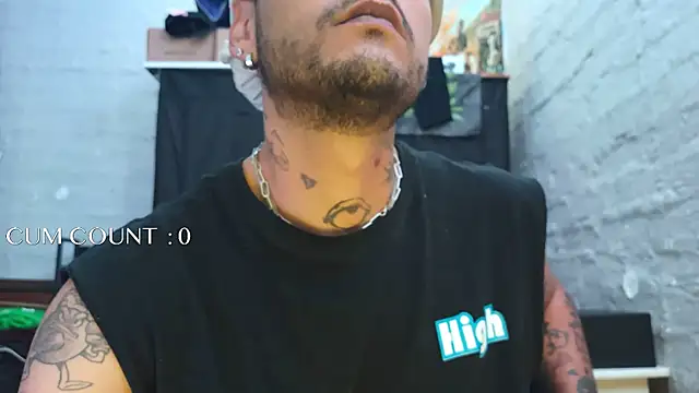 DanielsCock420 online show from July 13, 11:39 pm