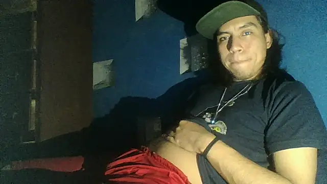 AlexAlejandro13 online show from January 7, 6:51 am