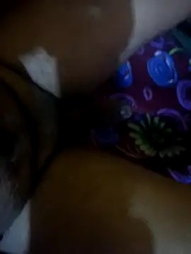 Desixxhot online show from February 8, 1:32 am