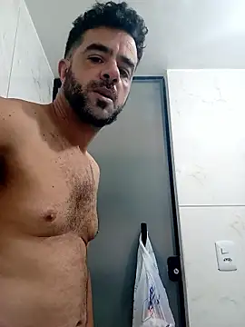 SMOKERBEASTBR online show from January 7, 8:14 pm