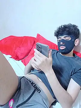 arabqueen online show from April 18, 7:07 pm