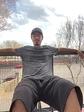 Snapshot of Bbyboyivan chatting on March 12, 11:33 pm Bbyboyivan online show from March 12, 11:33 pm