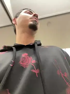 Snapshot of Bbyboyivan chatting on January 29, 1:05 am Bbyboyivan online show from January 29, 1:05 am