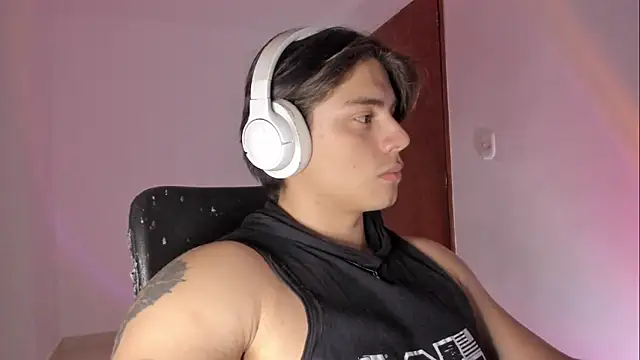 Giordano Russo online show from April 6, 1:02 am