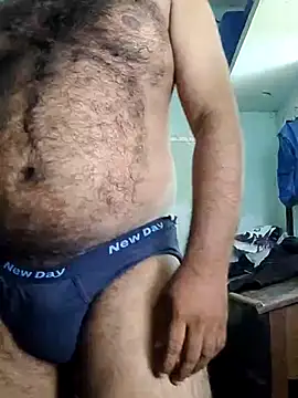 Snapshot of MalluBoyForGirls chatting on October 18, 7:13 am MalluBoyForGirls online show from October 18, 7:13 am