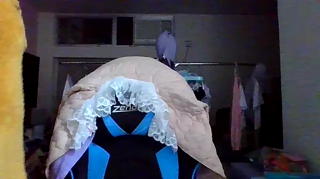 Snapshot of charlie_xdd chatting on February 25, 12:13 pm charlie xdd online show from February 25, 12:13 pm