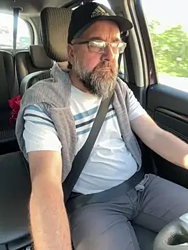 jim470 online show from April 17, 4:31 pm