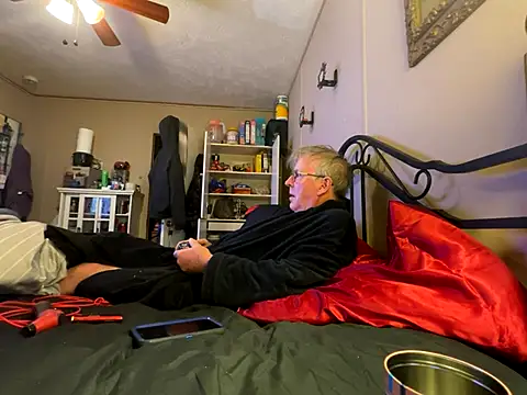 jck1m0t online show from December 15, 1:35 am