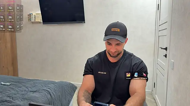 michaelbradleu online show from July 24, 7:54 pm