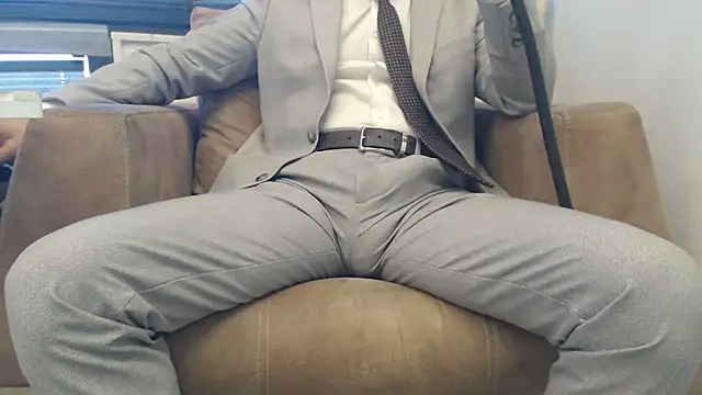 masterxmonster online show from March 4, 8:24 am