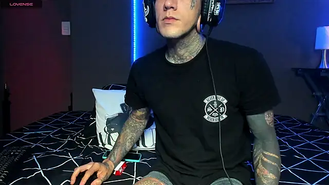 josh  ackerman online show from April 1, 9:44 am