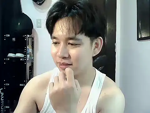 alfonsoasiancutie online show from January 8, 1:38 pm