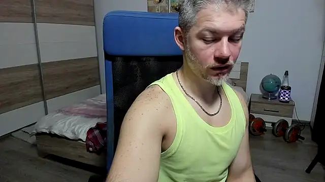 RobbyShawz online show from February 3, 6:40 am