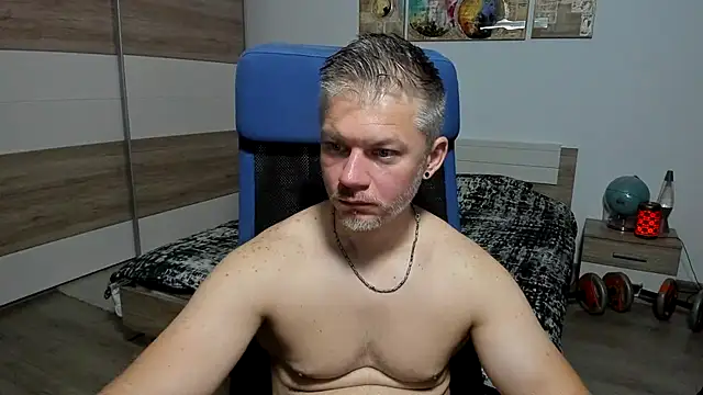 RobbyShawz online show from June 23, 5:01 am