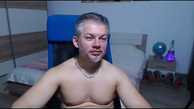 RobbyShawz online show from November 24, 7:20 am