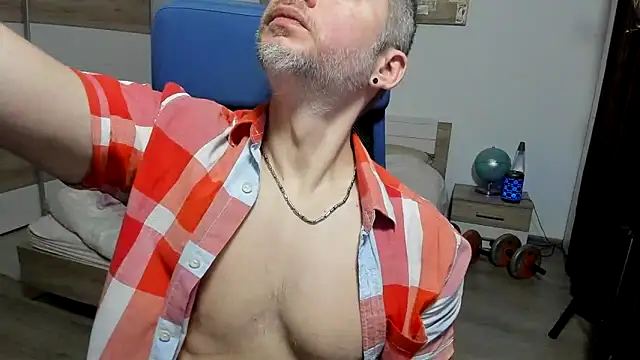 RobbyShawz online show from February 15, 7:51 am