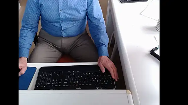 dutchpornking online show from November 15, 9:55 am