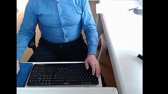 dutchpornking online show from March 4, 7:26 am