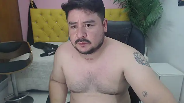 Snapshot of oso_dirty_ chatting on February 21, 5:31 pm oso dirty  online show from February 21, 5:31 pm