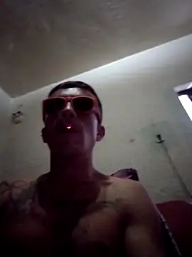 landy20cm online show from February 28, 10:42 pm