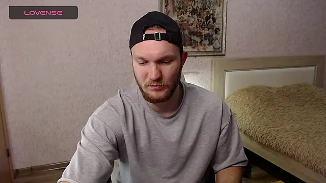 Toress1 online show from February 27, 7:13 pm