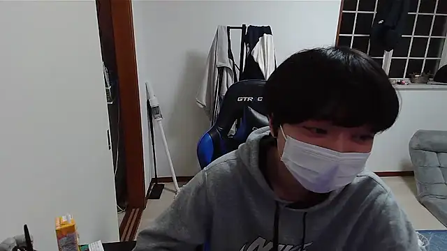 pychan online show from April 14, 12:16 pm