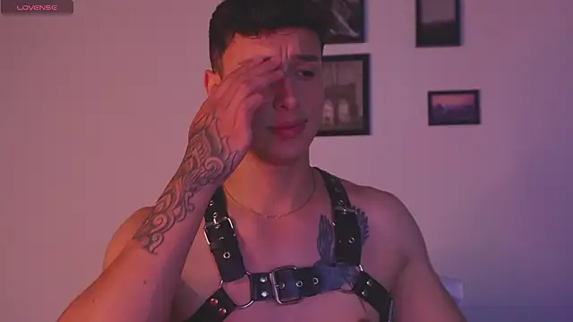 I Gabriel online show from January 13, 5:01 am