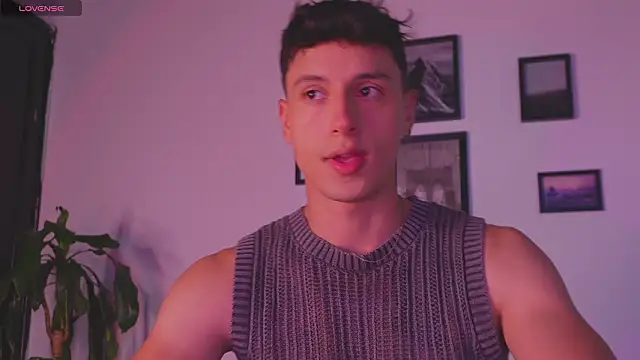 I Gabriel online show from February 26, 5:09 am