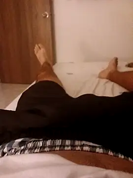 juram lo online show from February 27, 11:11 am