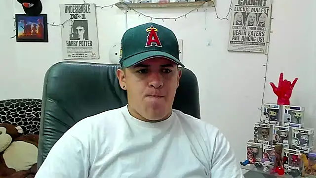 ney 22 online show from March 10, 1:43 pm