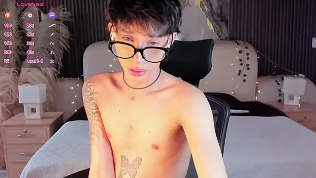 AndyWiilliams online show from February 7, 10:26 pm